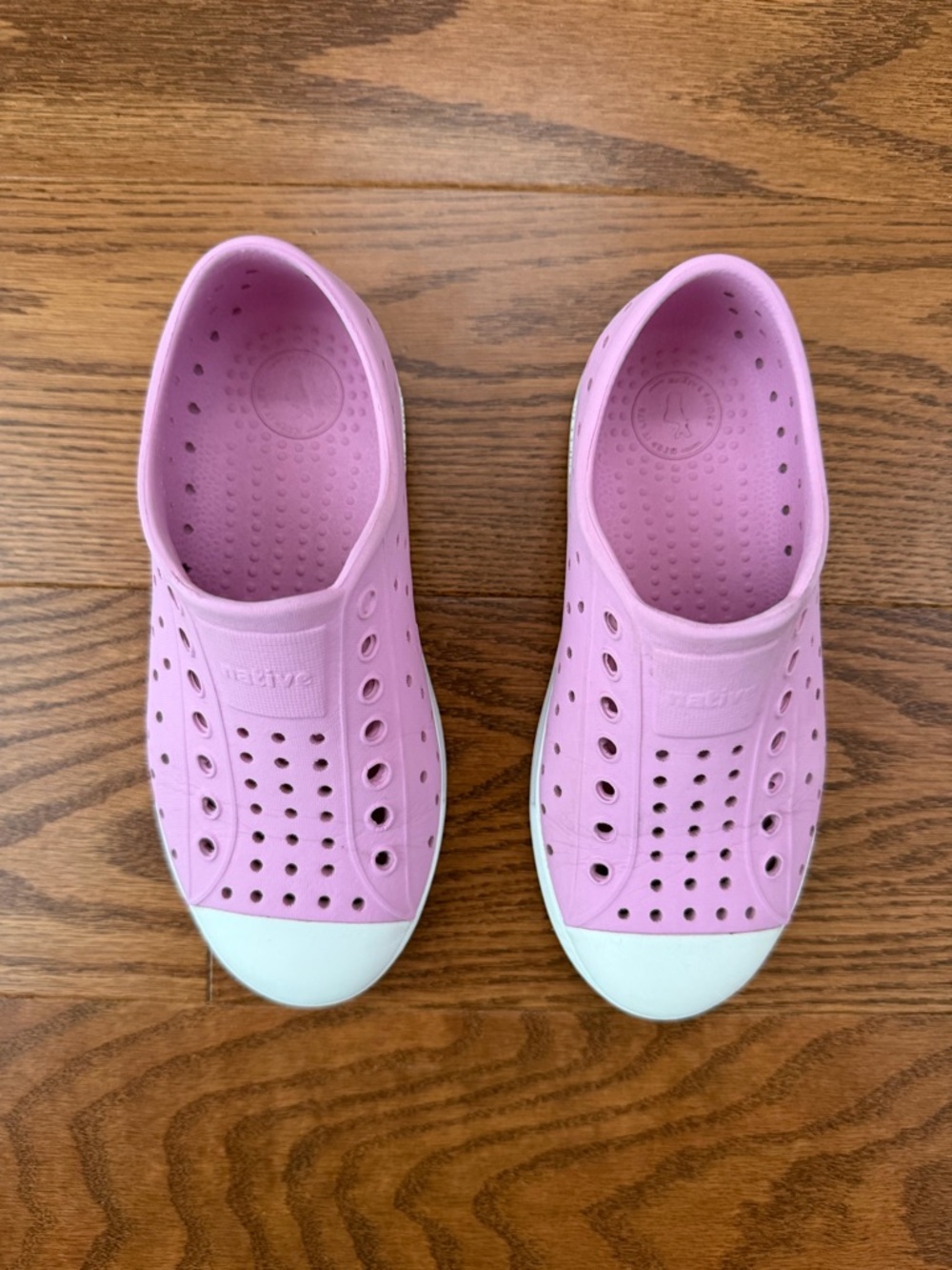 Native Jefferson Kids Pink Slip-On Water Shoes with White Toe - Size C11